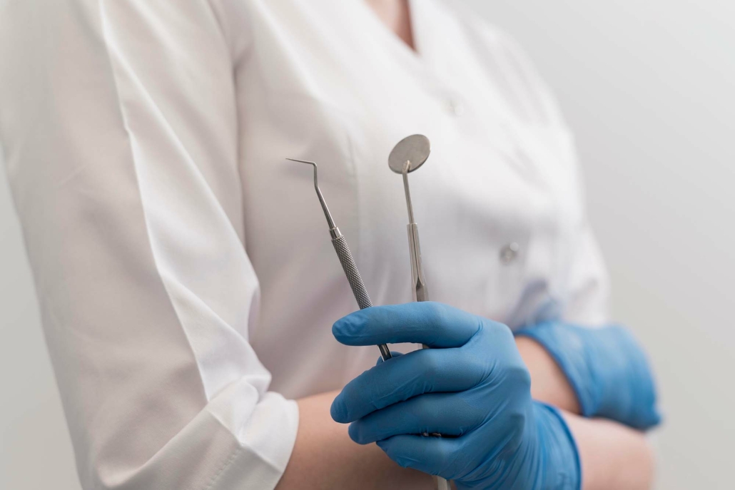 ¿Qué impuestos debe pagar una clínica dental?