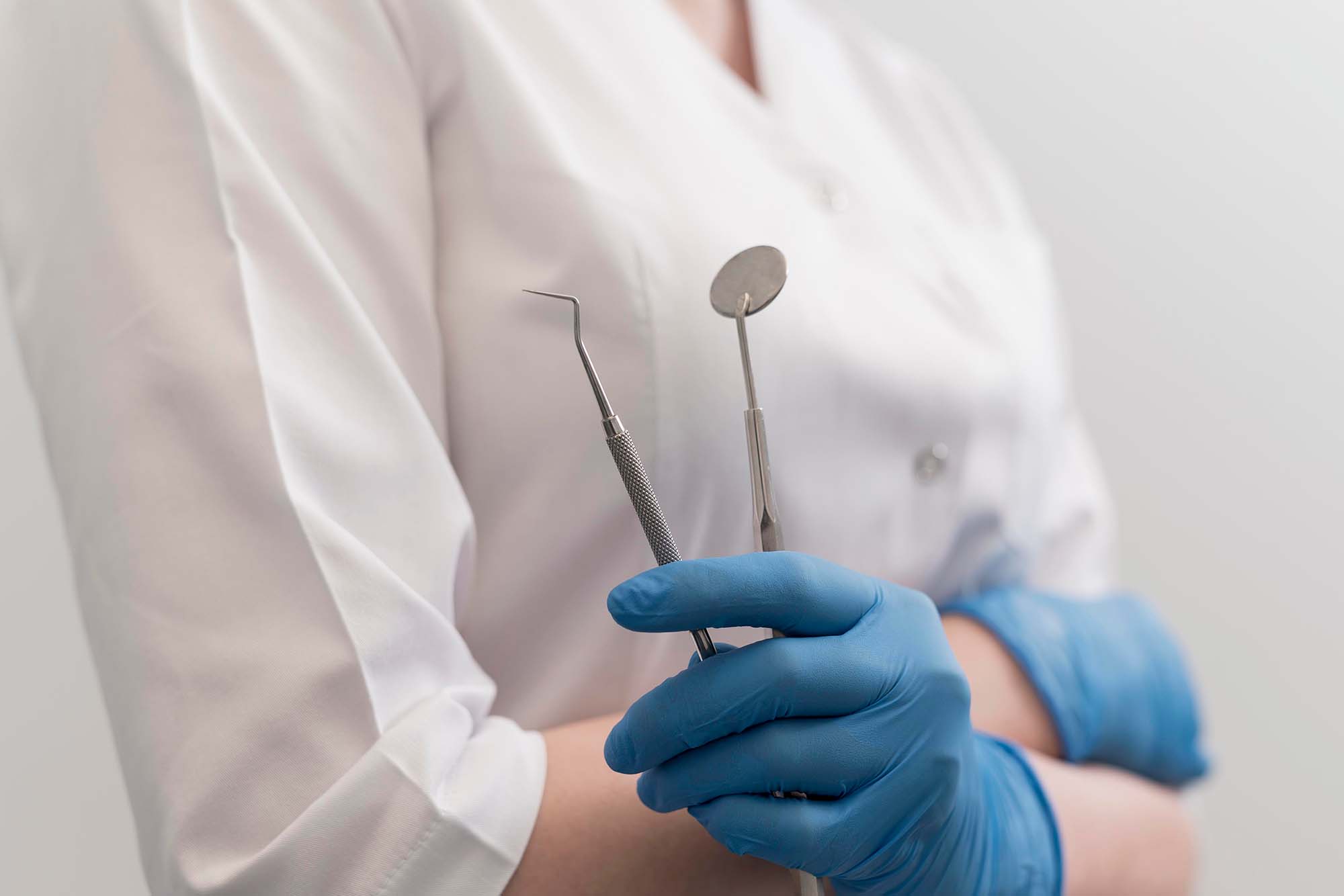 ¿Qué impuestos debe pagar una clínica dental?